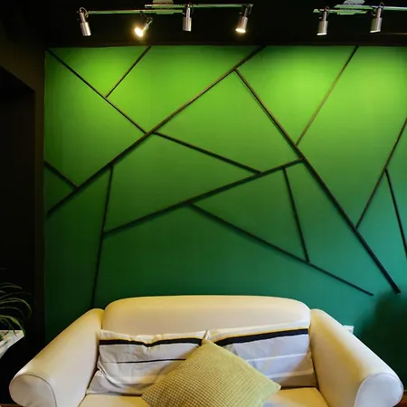 Green In Bohemian Debar Maalo Apartment *